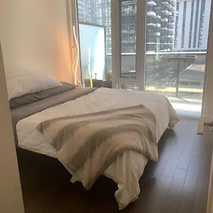 Beautiful 1bd Entertainment Disrtrict. Apartment